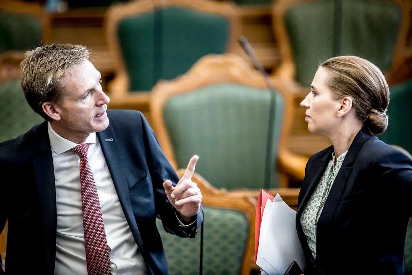 Kristian Thulesen Dahl (DF) og Mette Frederiksen (S) under folketingets åbningsdebat i folketingssalen på Christiansborg i oktober 2017. (Foto: Mads Claus Rasmussen/Scanpix)