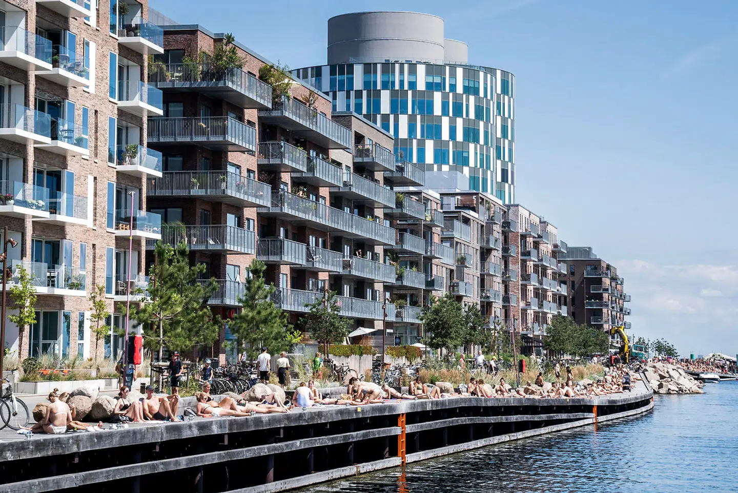 Nybyggede lejligheder ud til havnene står til et kraftigt prisfald som følge af de nye ejendomsvurderinger.