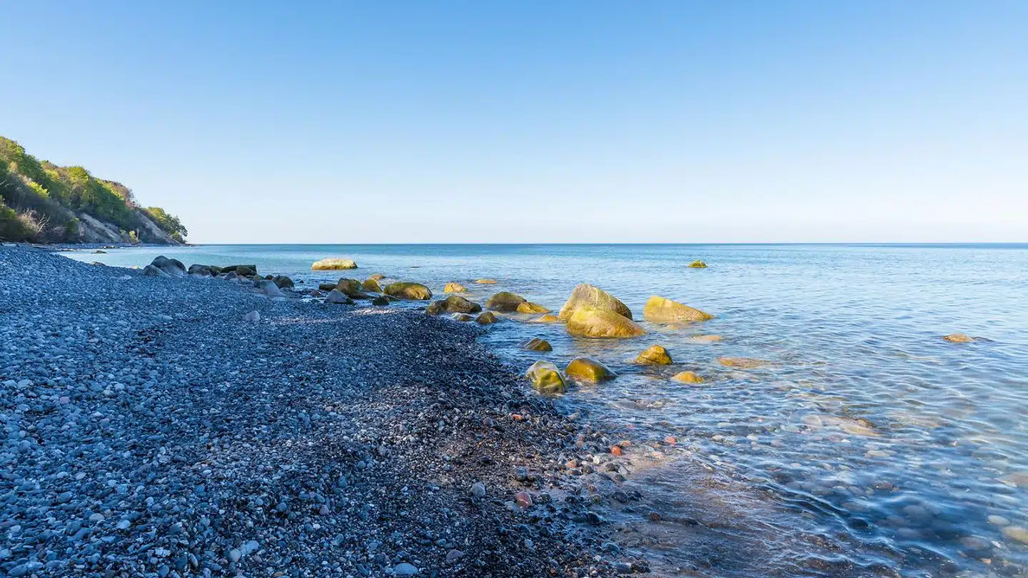 Seks af de nye øer er dukket op ved Møn.