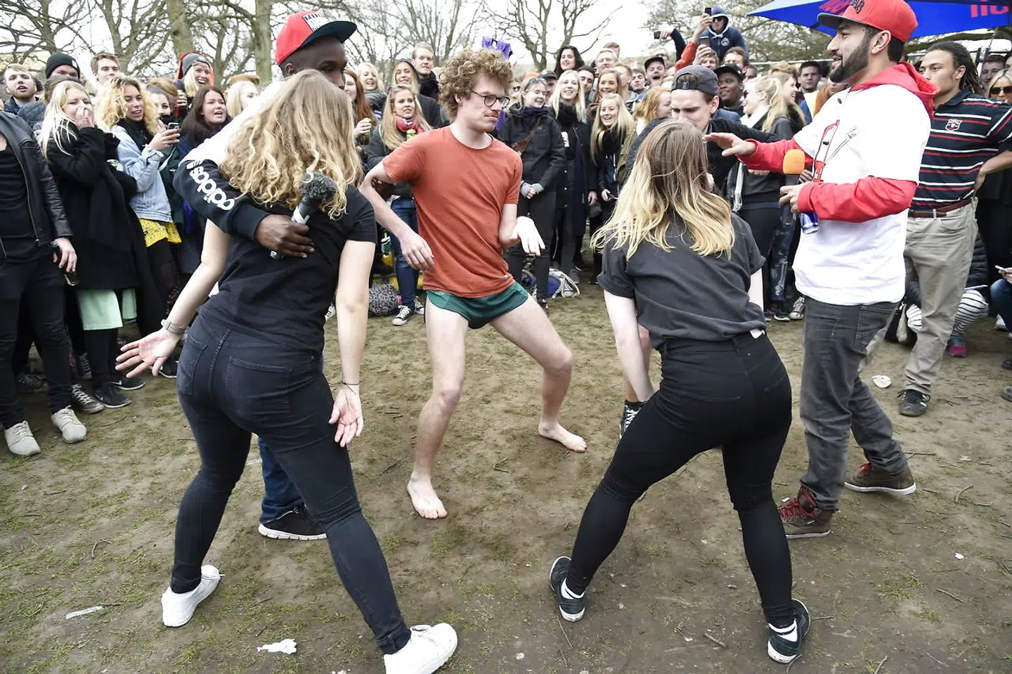 Der har været strip i forbindelse med kapsejladsen i Aarhus i mange år. Her et billede fra 2015. Billedet er ikke fra et af disse stripshows.