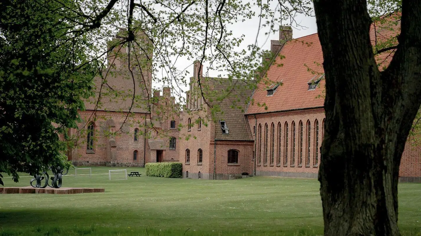 Det kan komme til at koste Herlufsholm Kostskole dyrt, at skolen har ført Styrelsen for Undervisning og Kvalitet bag lyset.