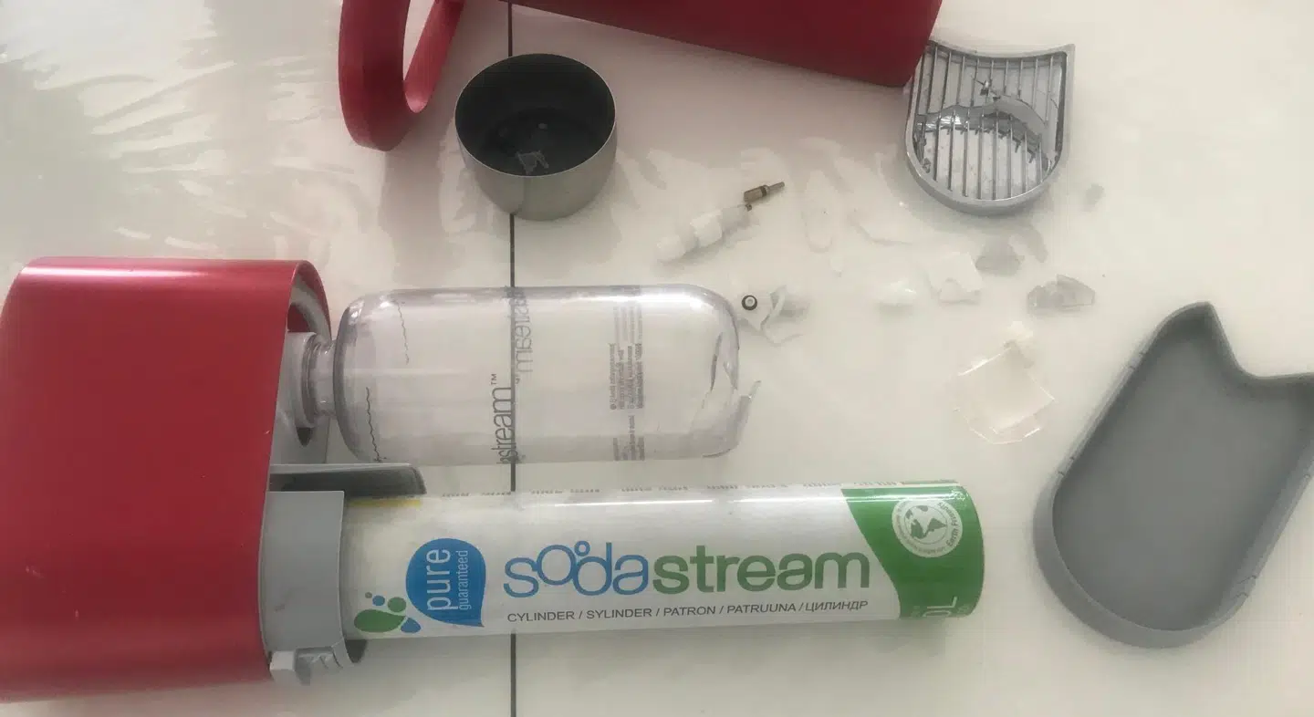 Sådan så det ud, efter Gerts Sodastream eksploderede.