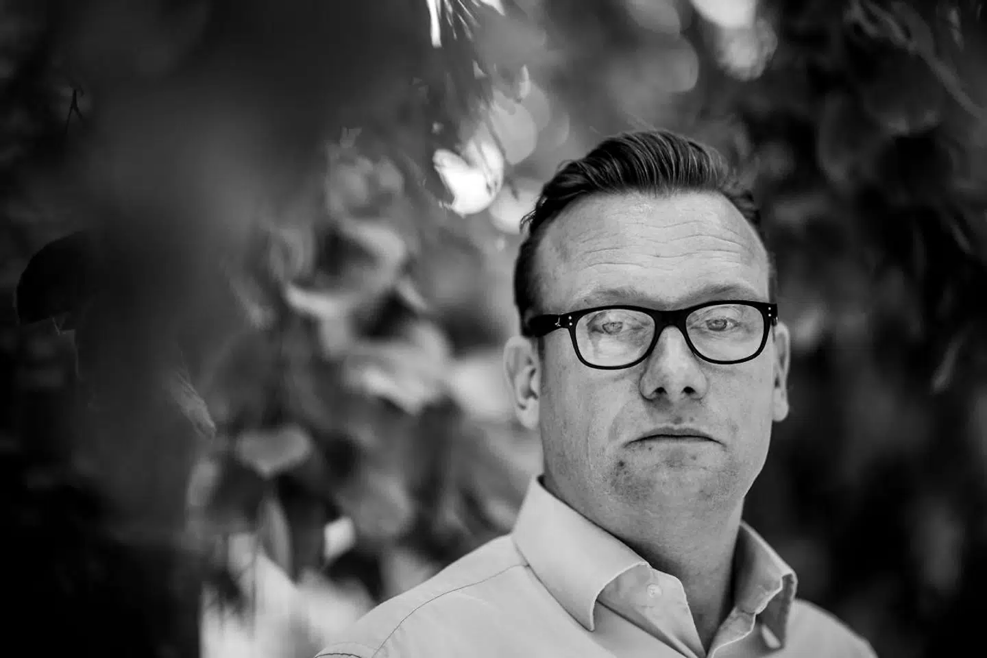 Præst ved Københavns domkirke Christian Monrad mener, at biskop, domprovst og daværende menighedsrådsformand ved Københavns domkirke har svigtet deres ansvar i den sag om overgreb og fortielser, der har ramt kirken hårdt. Monrad er nu fast besluttet på at dokumentere, hvordan kirkeledelsen var fuldt ud orienteret om de anklager imod en centralt ansat, der har ramt folkekirken hårdt.