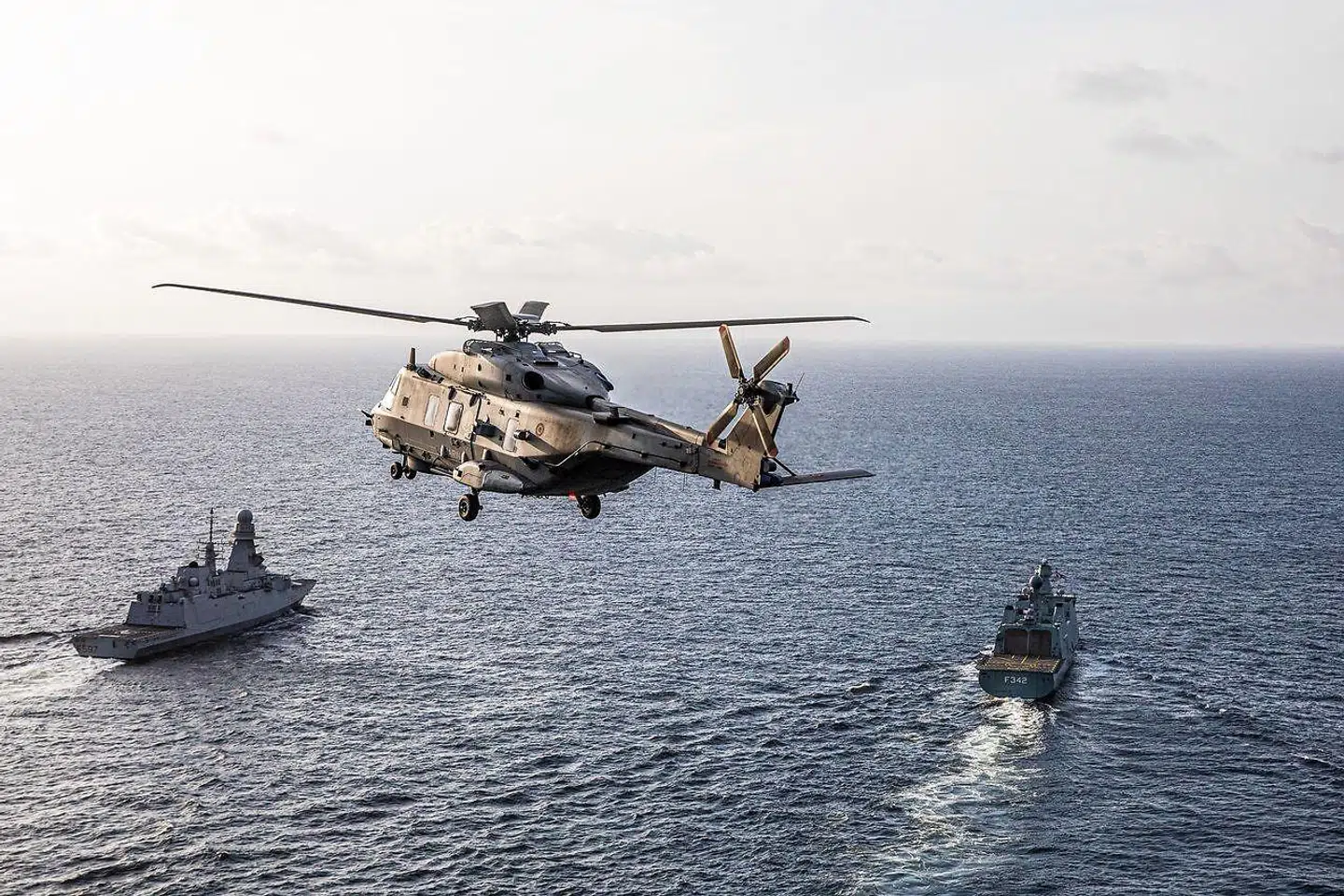 »Vi er nødt til at udvikle metoder til at beskytte os selv i en farlig verden. Dette vil ikke blot kræve større forsvarsudgifter, men også bedre brug af forsvarsudgifterne,« skriver Josep Borrell.