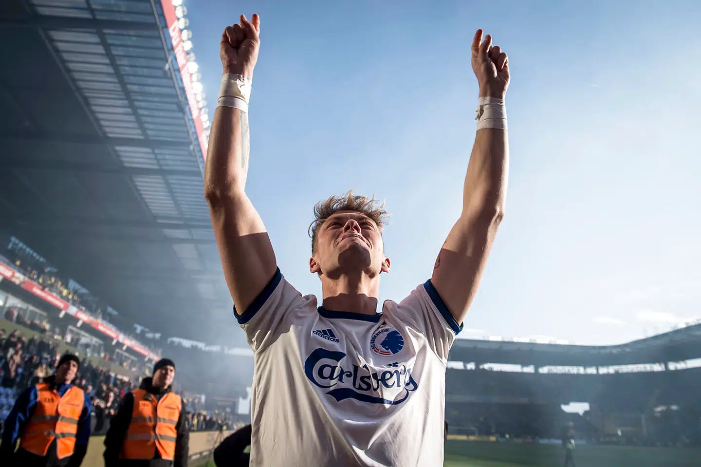 FC Københavns Viktor Fischer jubler efter Superligakampen mellem Brøndby IF og FC København på Brøndby Stadion i Brøndby, søndag den 14. april 2019. FCK vinder kampen 1-2.. (Foto: Mads Claus Rasmussen/Ritzau Scanpix)