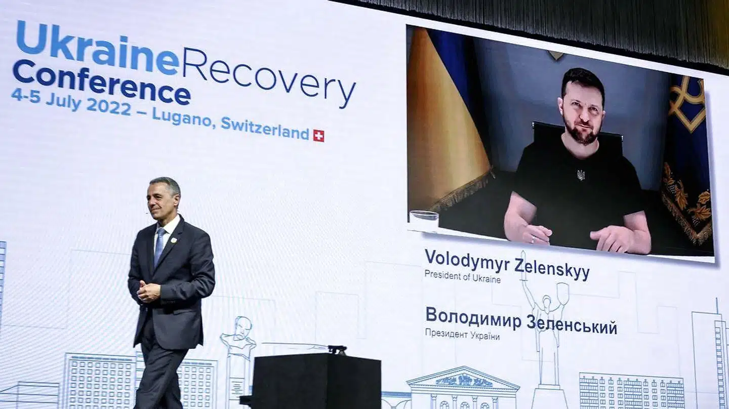 Den ukrainske regering og politiske ledelse var stærkt repræsenteret ved genopbygningskonferencen i Lugano. Præsident Volodymyr Zelenskyj var som altid med på et link.