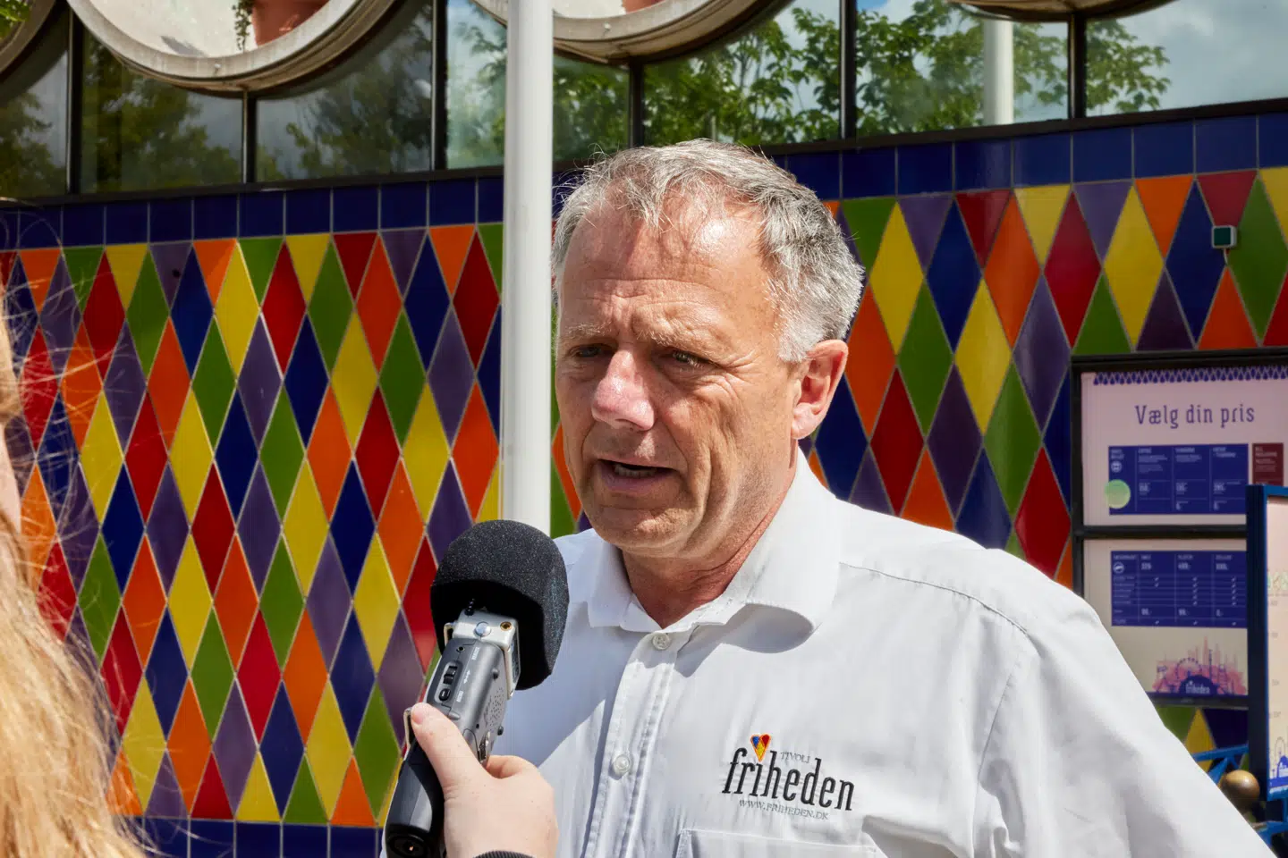 Tivoli Frihedens direktør, Henrik Ragborg Olesen, er dybt berørt af dødsulykken i forlystelsen Cobraen.