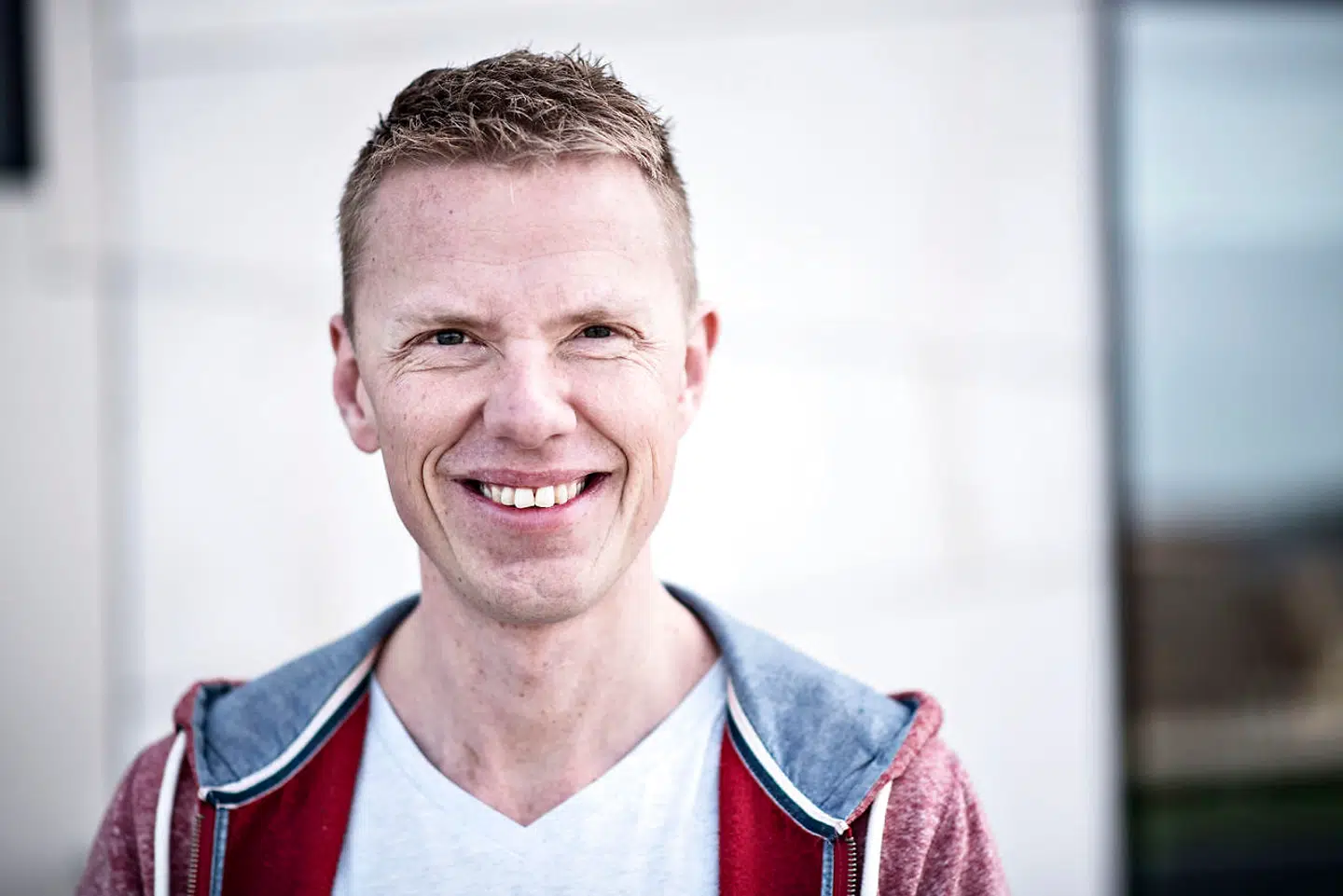 Ole Tøpholm har kommenteret Eurovision for DR siden 2011.