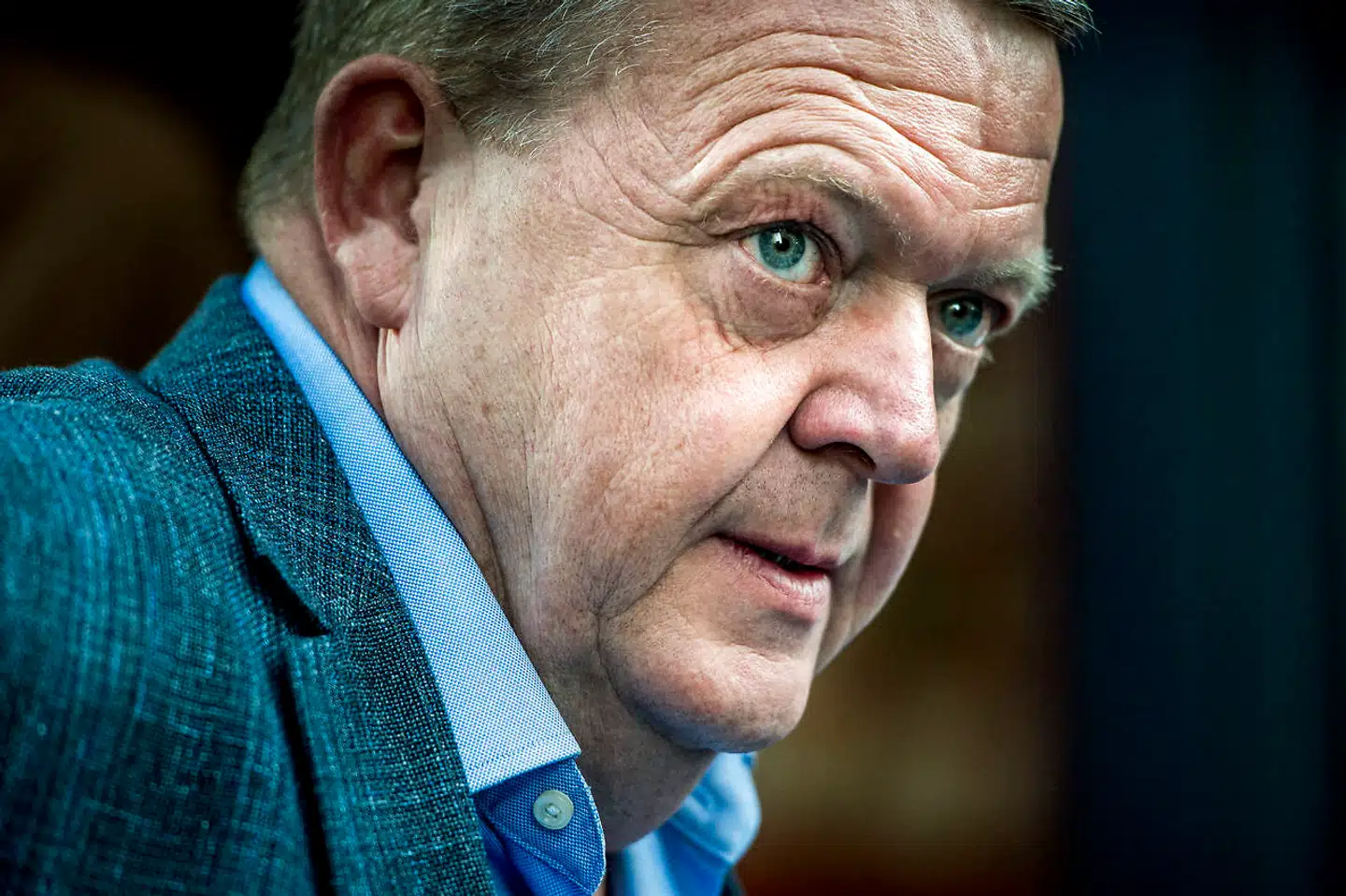 Statsminister Lars Løkke Rasmussen (V) signerer en ny bog om sig selv, "Befrielsens øjeblik", hos en boghandleren Arnold Busck på Købmagergade i København.