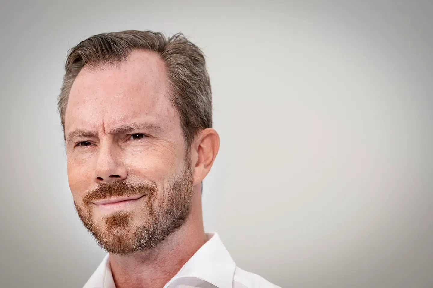 Venstre er med forslaget ved at placere sig midt mellem Socialdemokratiet og De Konservative, mener Bent Winther.