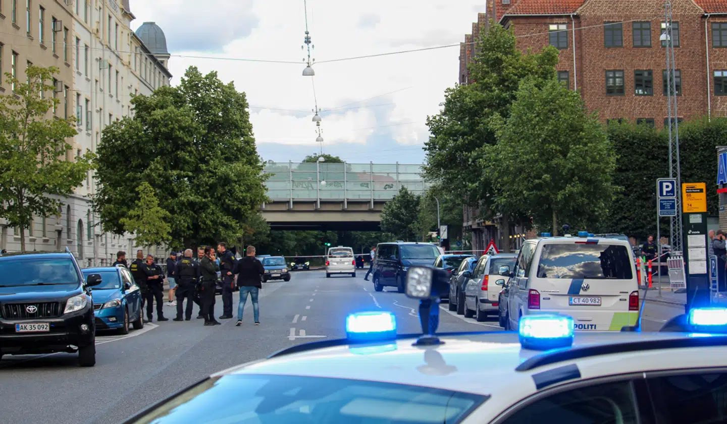 Politiet afspærrede i forbindelse med drabsforsøget et større område ved Borups Allé.