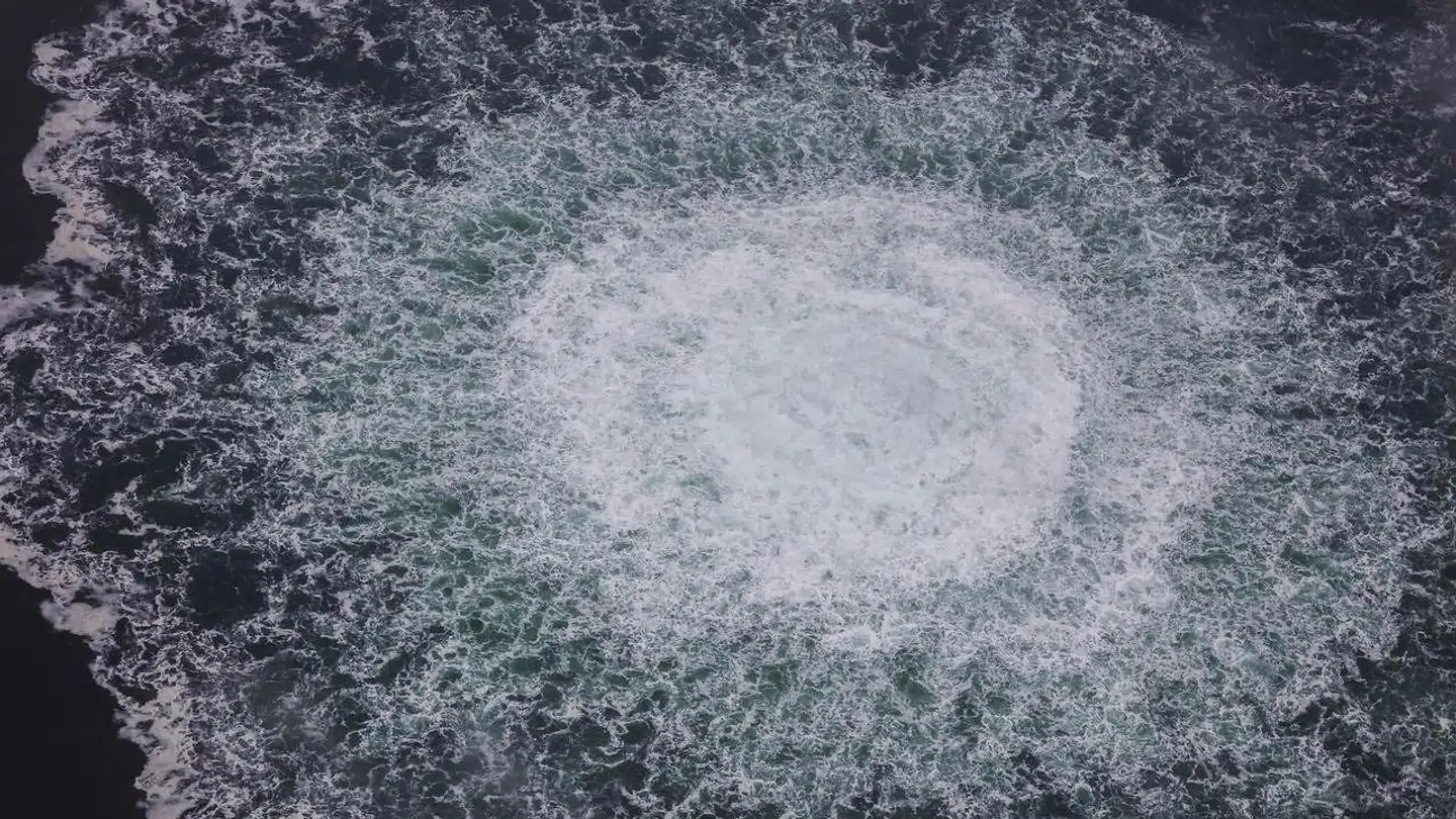 Myndighederne forventer, at den sidste gas kan være ude af rørene søndag.