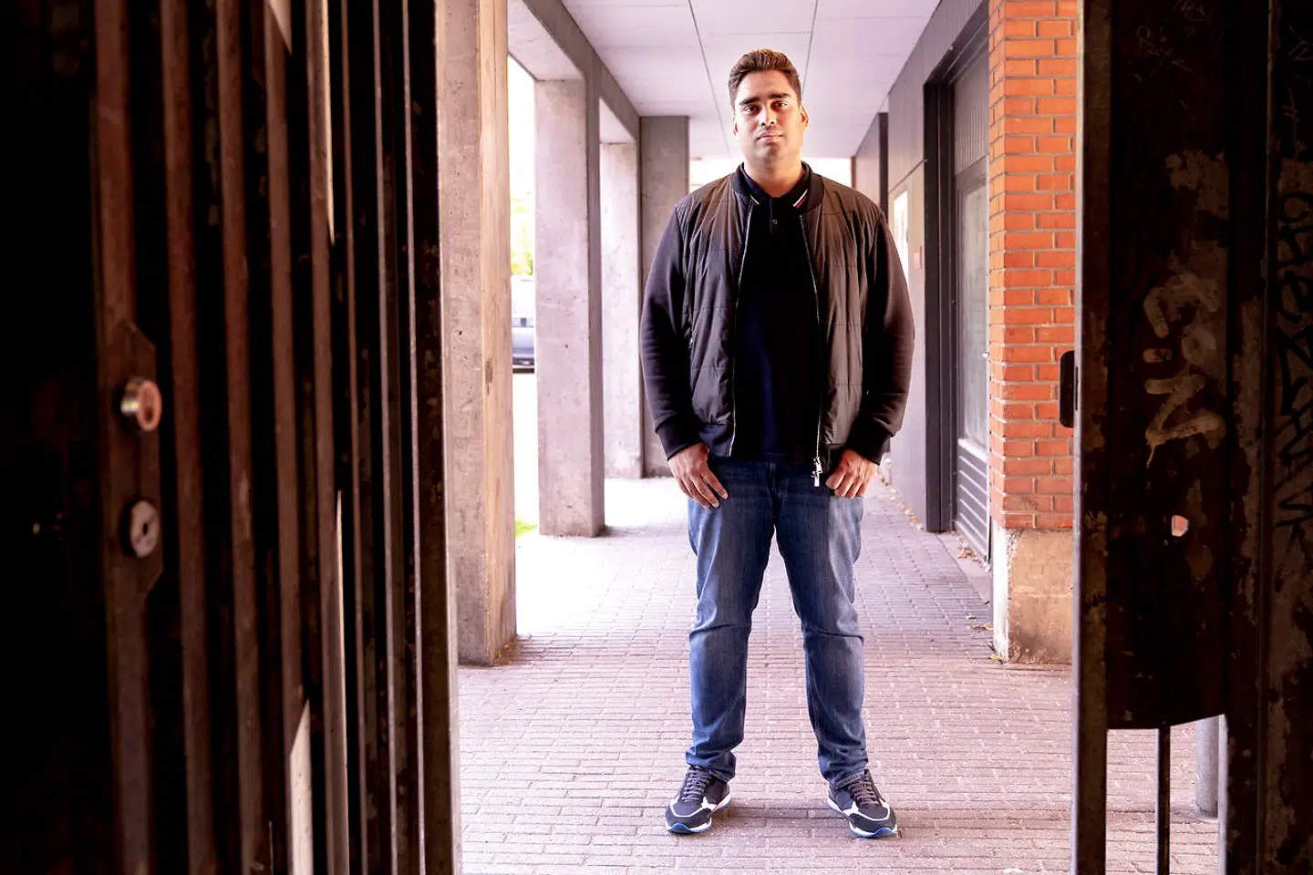 Sikandar Siddique, den danske partileder, var i 2017 involveret i et midtjysk køkkenfirma, der endte med at gå konkurs i en speget affære.