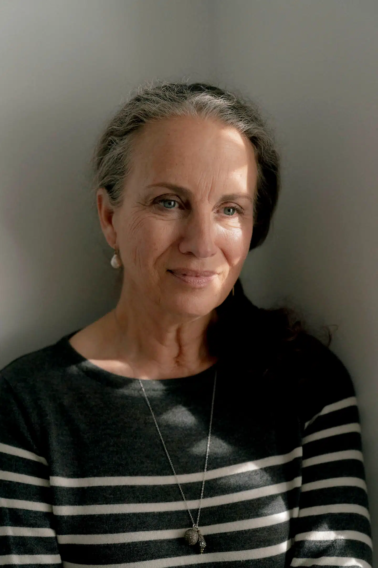 Nina Reventlow er en af eksperterne i DRs Gift ved første blik. Hun er uddannet psykoterapeut og har en bachelor i teolog.