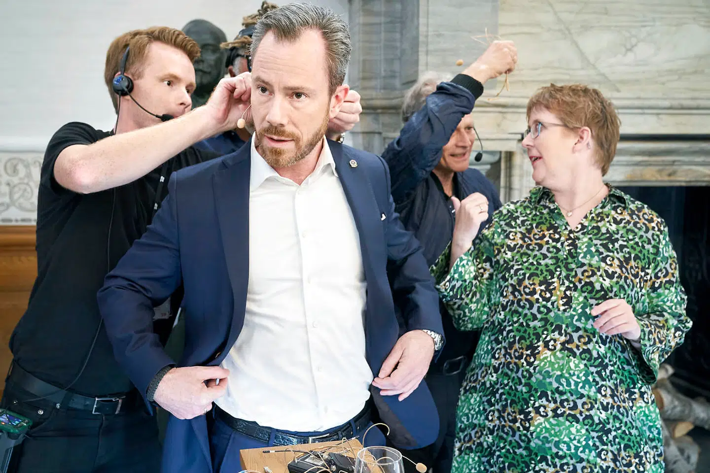 Kristendemokraterne har lavet en valgsang og har krydret den med en gæsteoptræden af partiformanden, Marianne Karlsmose. Genren bliver kaldt »kristendemokratisk countryrock«, og hvis man ikke helt ved, hvad det er, er det ganske forståeligt.