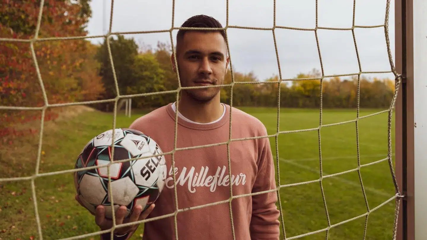 Kabongo har stadig en bold gemt i skuret, fra dengang han spillede i Brøndby.