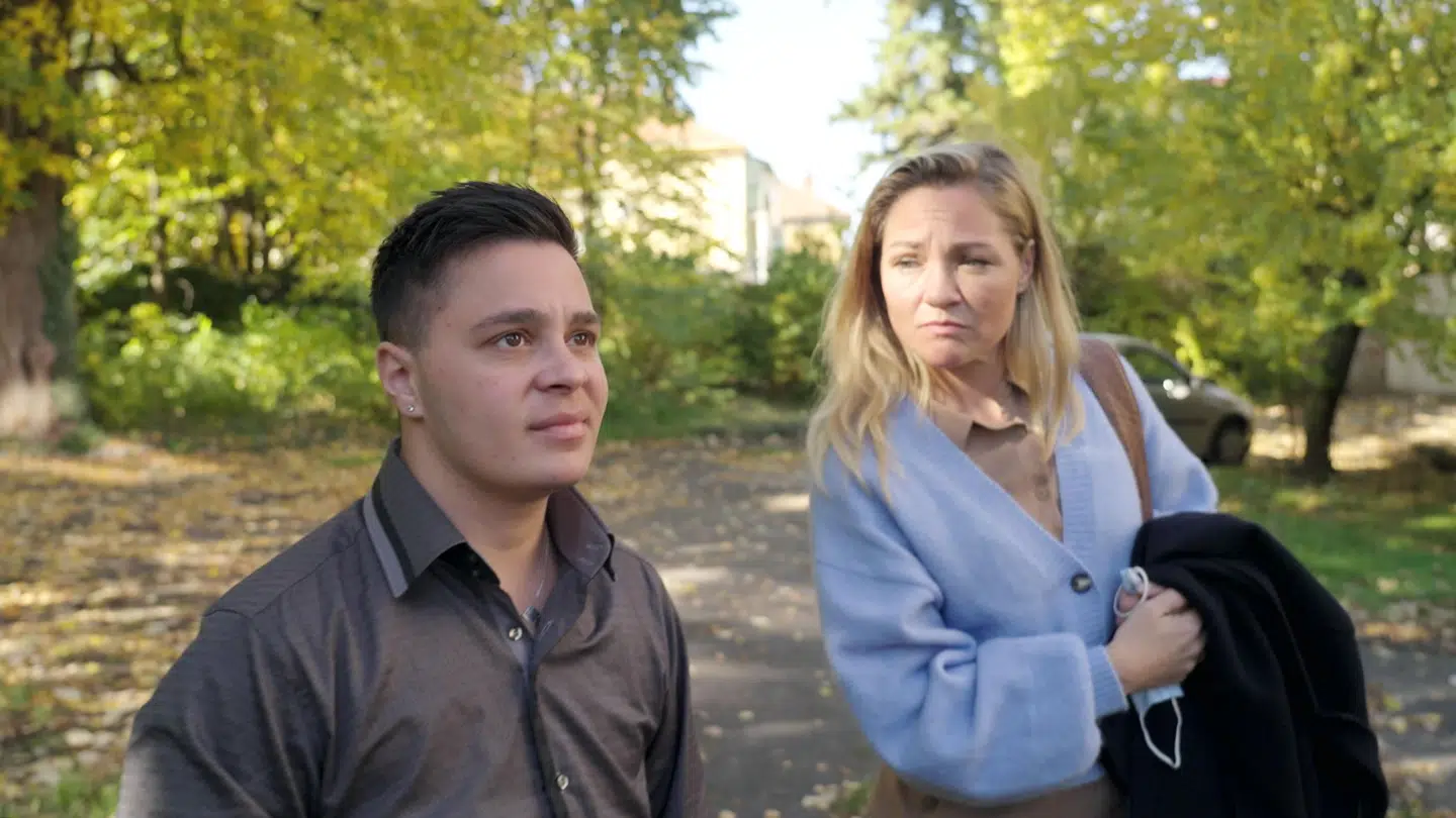 Mette Frisk debuterede mandag aften som vært på 'Sporløs', hvor hun hjalp nordjyske Sune med at finde familie i Rumænien, hvorfra han blev adopteret som femårig.