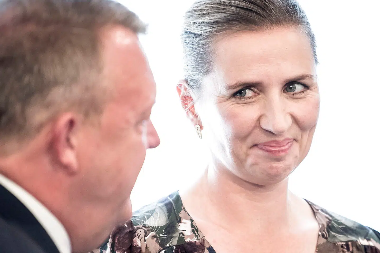 Lars Løkke Rasmussen og statsminister Mette Frederiksen efter overdragelsen i Statsministeriet i 2019. Nu er de på ny valgets hovedpersoner.