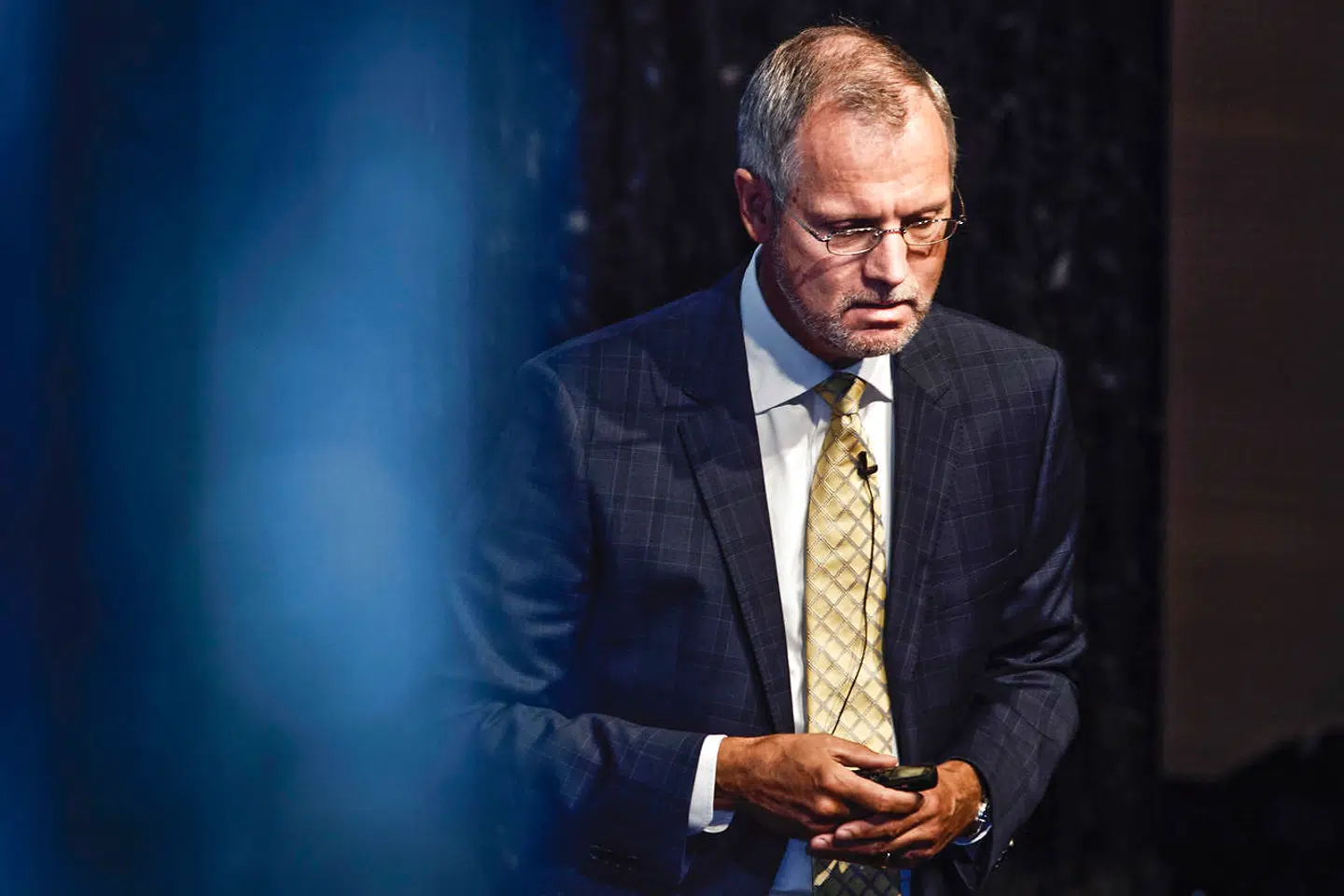 Henrik Ramlau-Hansen trak sig som formand for Finanstilsynet i maj på grund af hvidvasksagen.