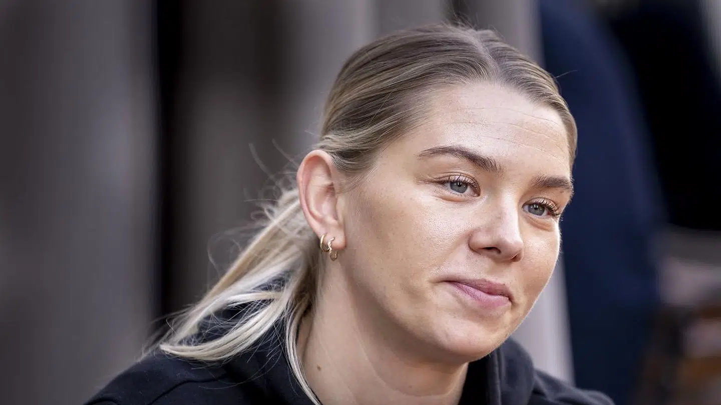 Trine Østergaard har masser opbakning fra sin landstræner og sine landsholdskammerater.