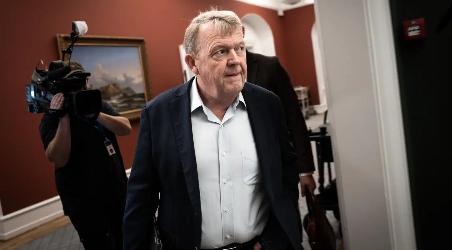 Moderaternes formand, Lars Løkke Rasmussen, ankommer til regeringsforhandlinger i Statsministeriet på Christiansborg.