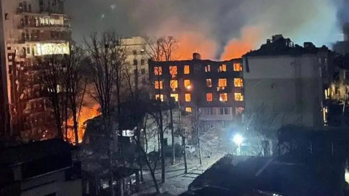 Et billede fra den gade, Evgeny boede i.