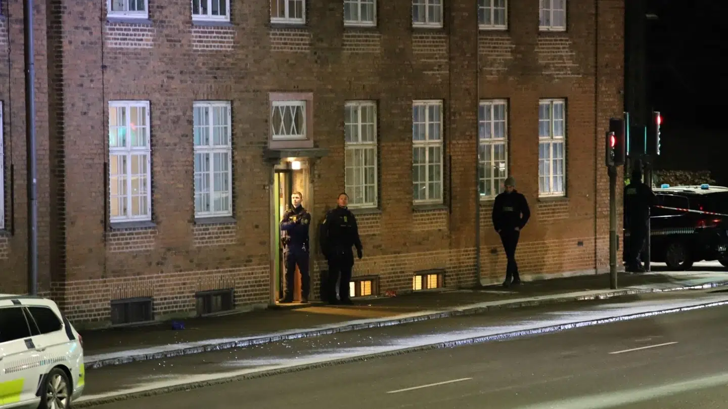 Politiet er til stede i Nordvest i København.
