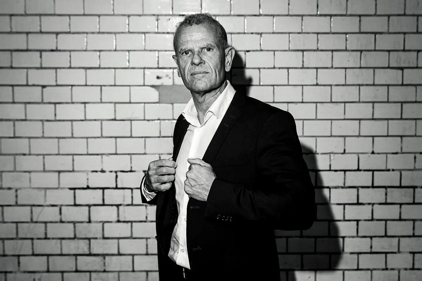 Lars Findsen, suspenderet chef for Forsvarets Efterretningstjeneste, er tiltalt for at røbe statshemmeligheder og videregive fortrolige oplysninger.