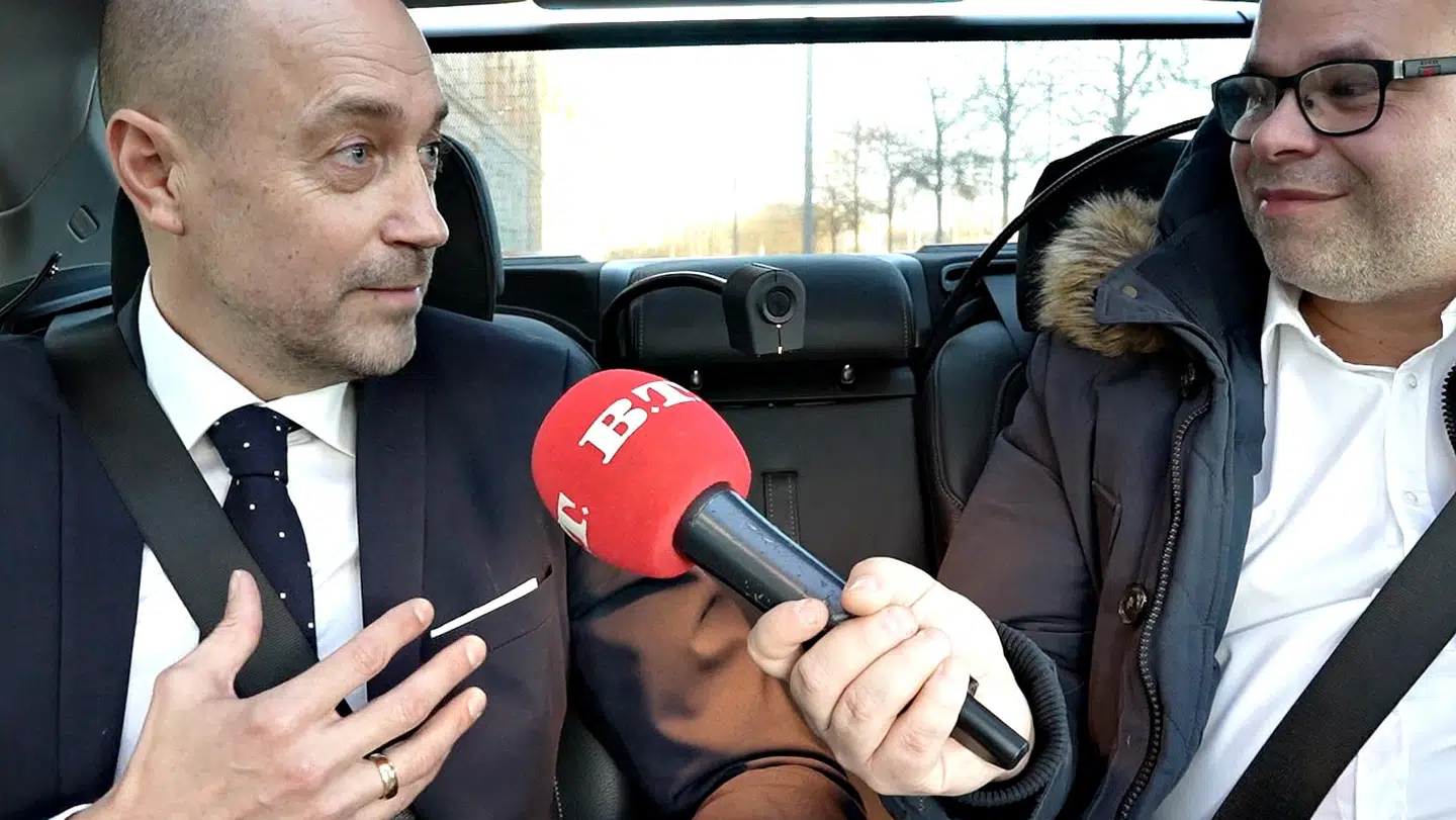 B.T.s reporter var med Magnus Heunicke på hans sidste køretur ud af Sundhedsministeriet. Foto: Jens Nørgaard Larsen/Byrd.