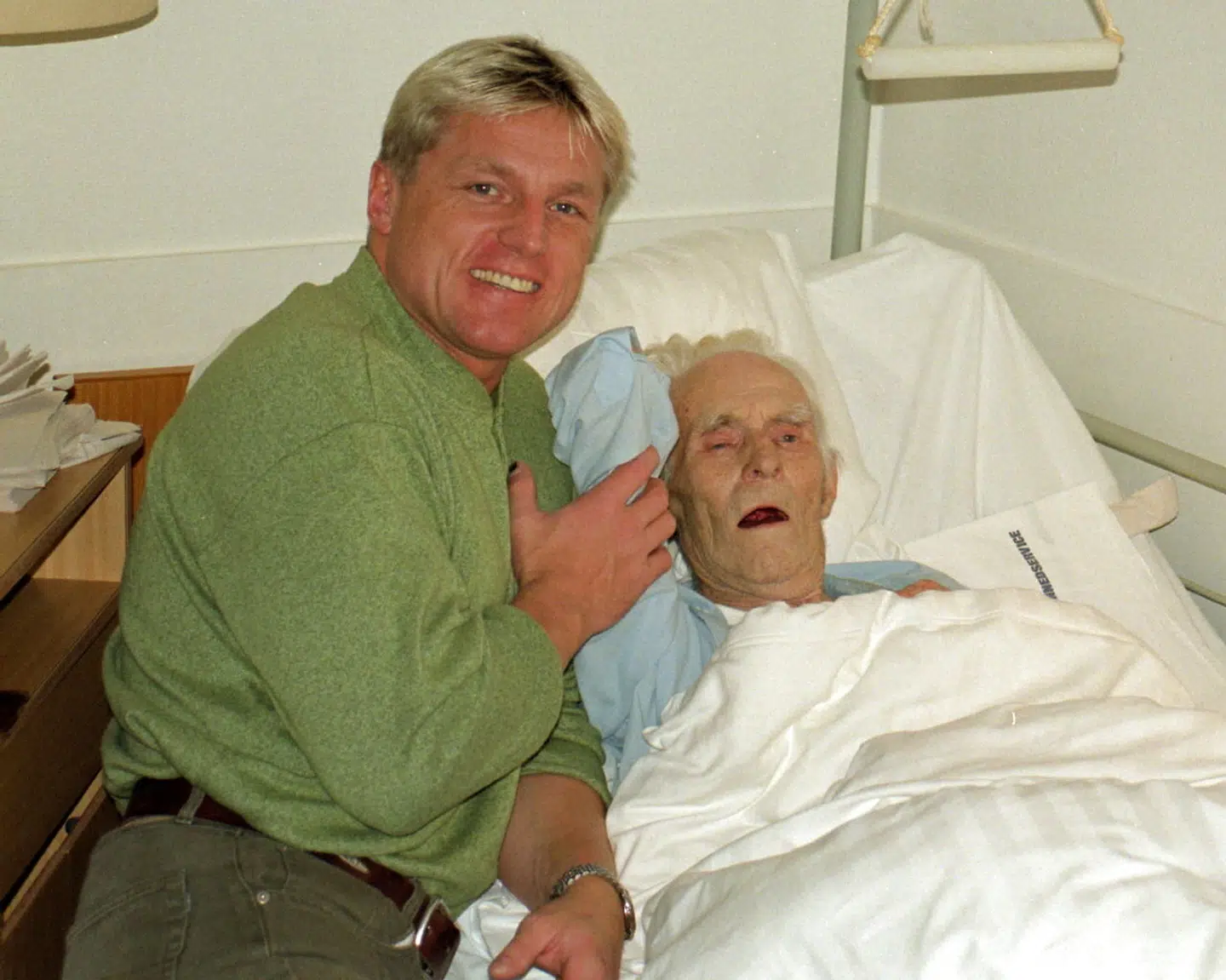 Flemming Pedersen var en flittig gæst ved sygesengen, mens hans 86-årige far var indlagt på sygehuset i Frederikssund. Efter farens død bortførte han i nogle timer liget for at give faren en sidste køretur på motorcykel.