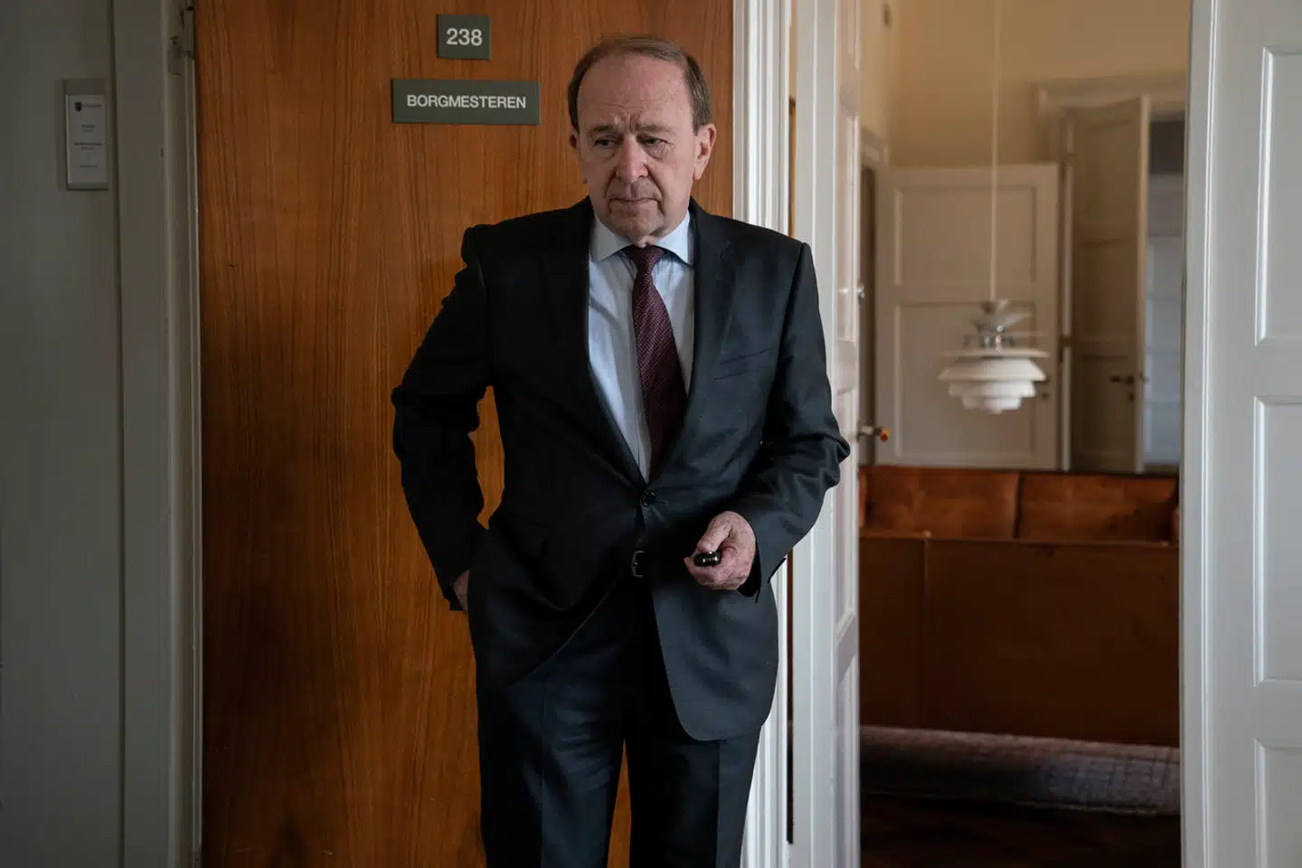 For godt to år siden meldte Hans Toft (K), at han stoppede som Gentoftes borgmester efter næsten 28 år på posten, fordi tiden var inde. Nu stopper han også i Region Hovedstaden. Men denne gang er der en helt anden begrundelse bag.