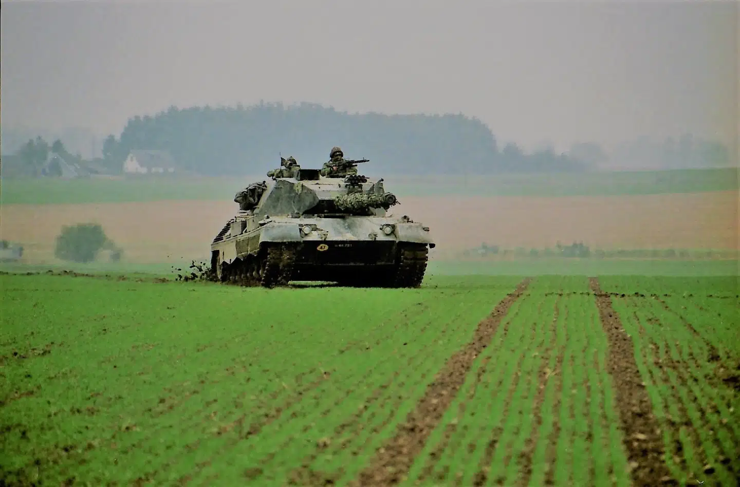 Pengene til at donere Leopard 1-kampvogne til Ukraine kommer fra den nye fond. Men den nye donationspakke på en milliard kroner består også af håndvåben, tunge maskingeværer, miner og luftforsvarsmissiler.