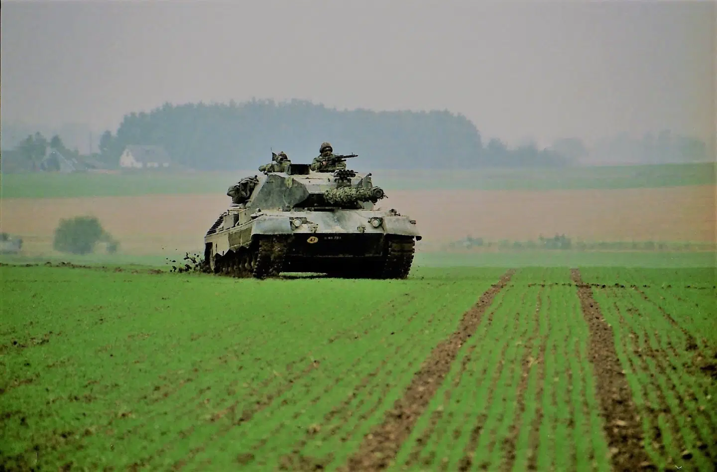 Pengene til at donere Leopard 1-kampvogne til Ukraine kommer fra den nye fond. Men den nye donationspakke på en milliard kroner består også af håndvåben, tunge maskingeværer, miner og luftforsvarsmissiler.