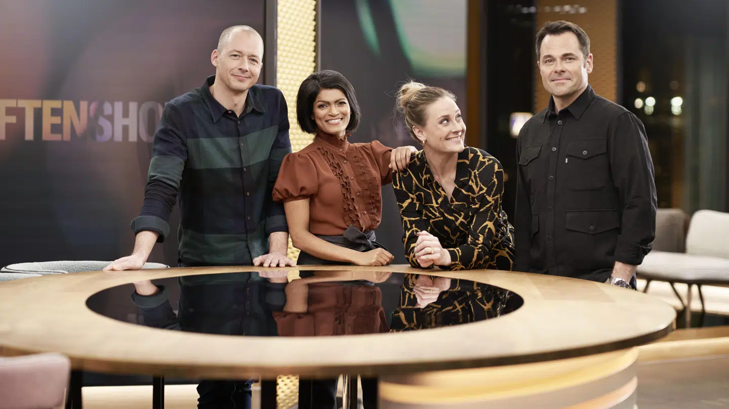 Kristian Ring-Hansen Holt (th.) er til daglig vært på 'Aftenshowet'.