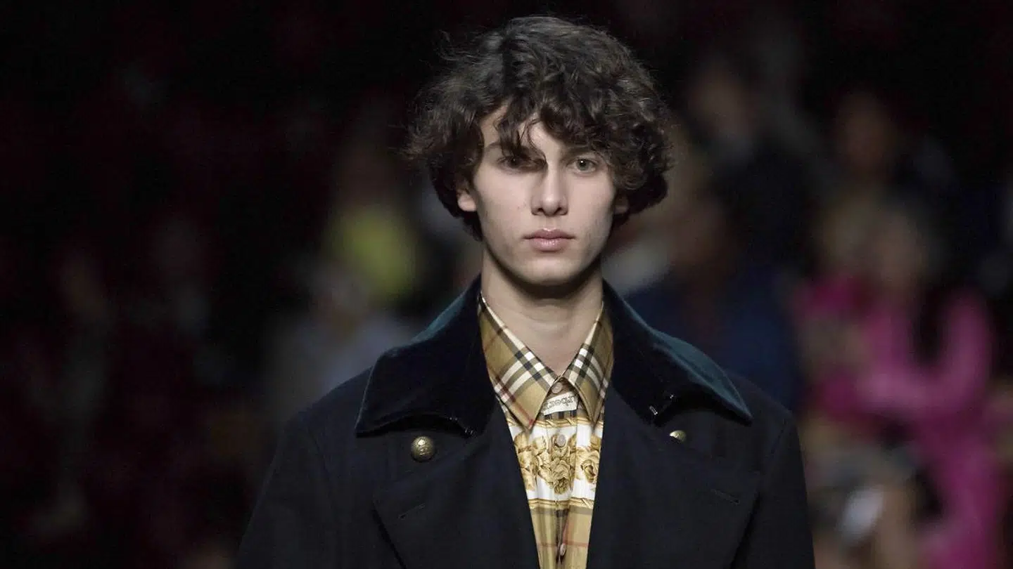 Grev Nikolai startede sin modelkarriere for fem år siden med at gå show for Burberry til London Fashion Week.