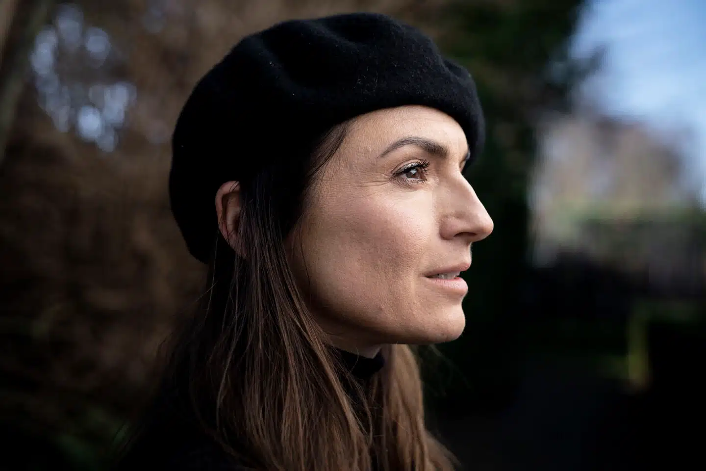 Julie Steincke er skuespiller, sanger, sangskriver og danser. I 2022 gik en drøm i opfyldelse, da hun spillede Anita i »West Side Story« på Operaen.