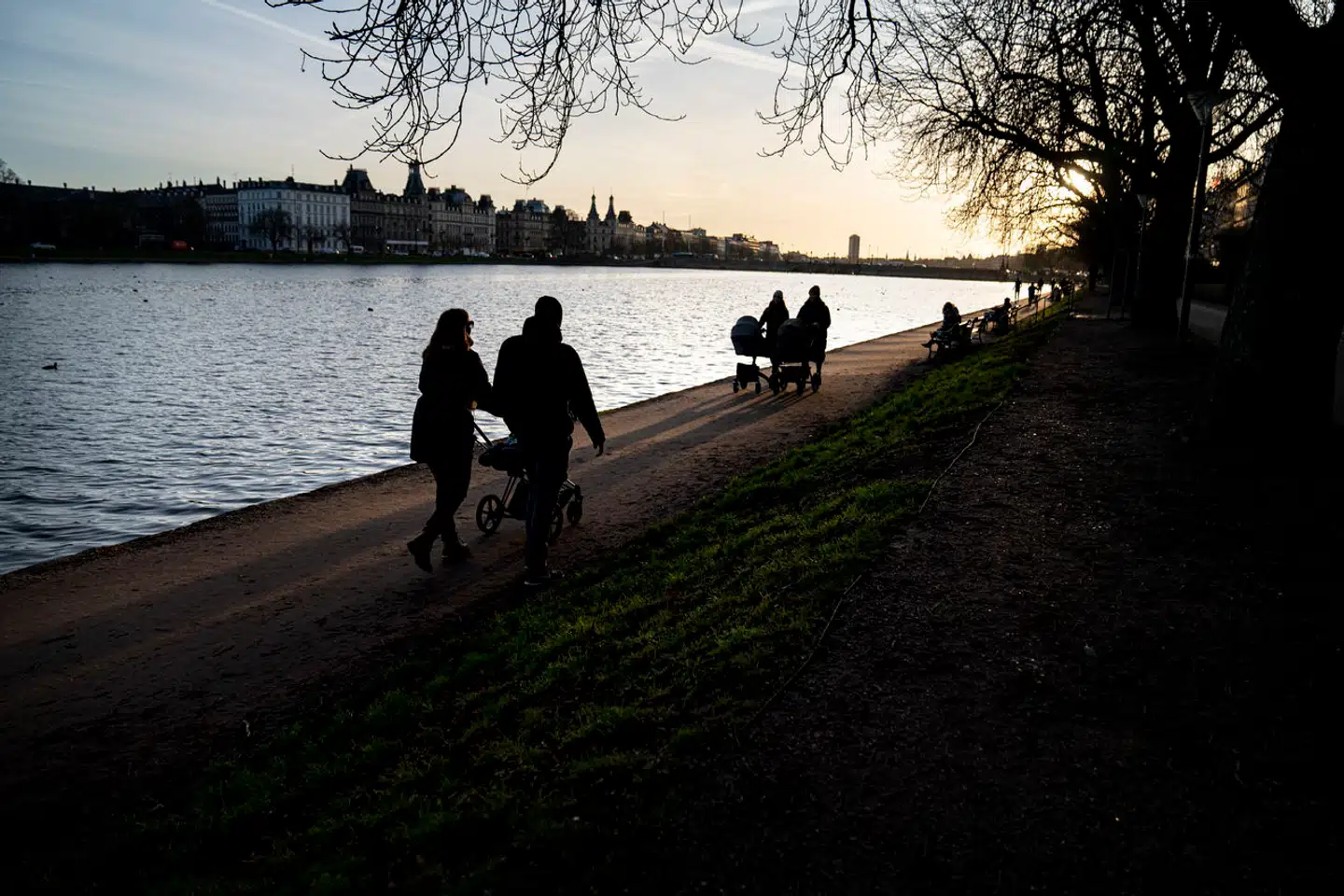 En daglig tur rundt om Søerne er mere end rigelig, hvis man vil forlænge livet, viser nyt studie.