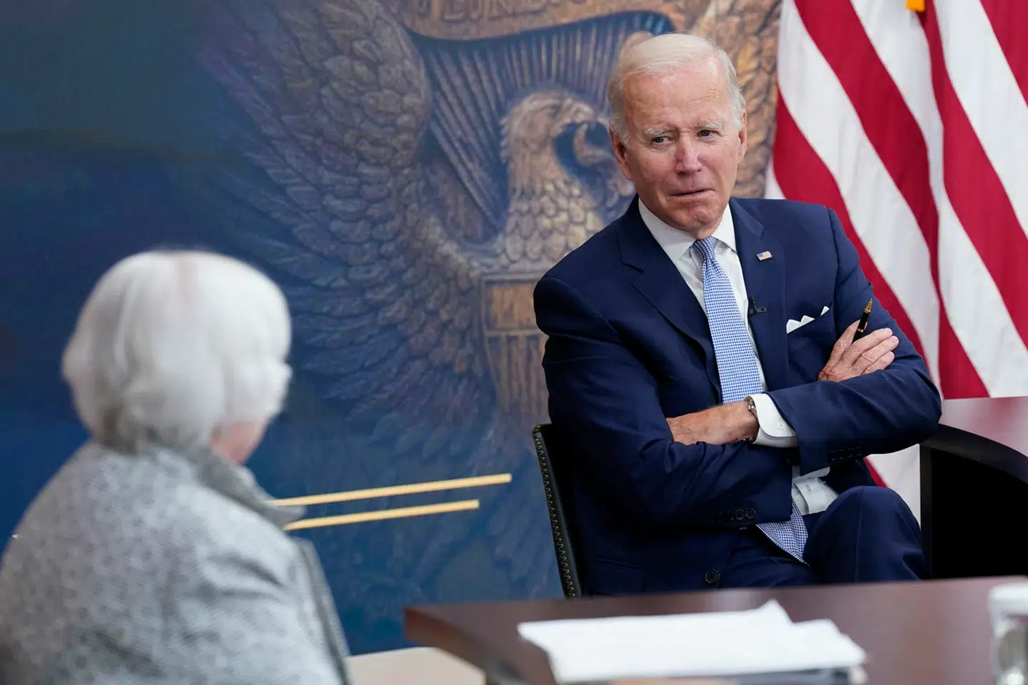 Investorerne er nervøse efter lukningen af Silicon Valley Bank fredag og frygten er, at der opstår en gentagelse af finanskrisen for godt 15 år siden. Det har fået både præsident Biden og finansminister Janet Yellen til at melde klart ud i håbet om, at situationen ikke løber løbsk, som den gjorde i 2007.