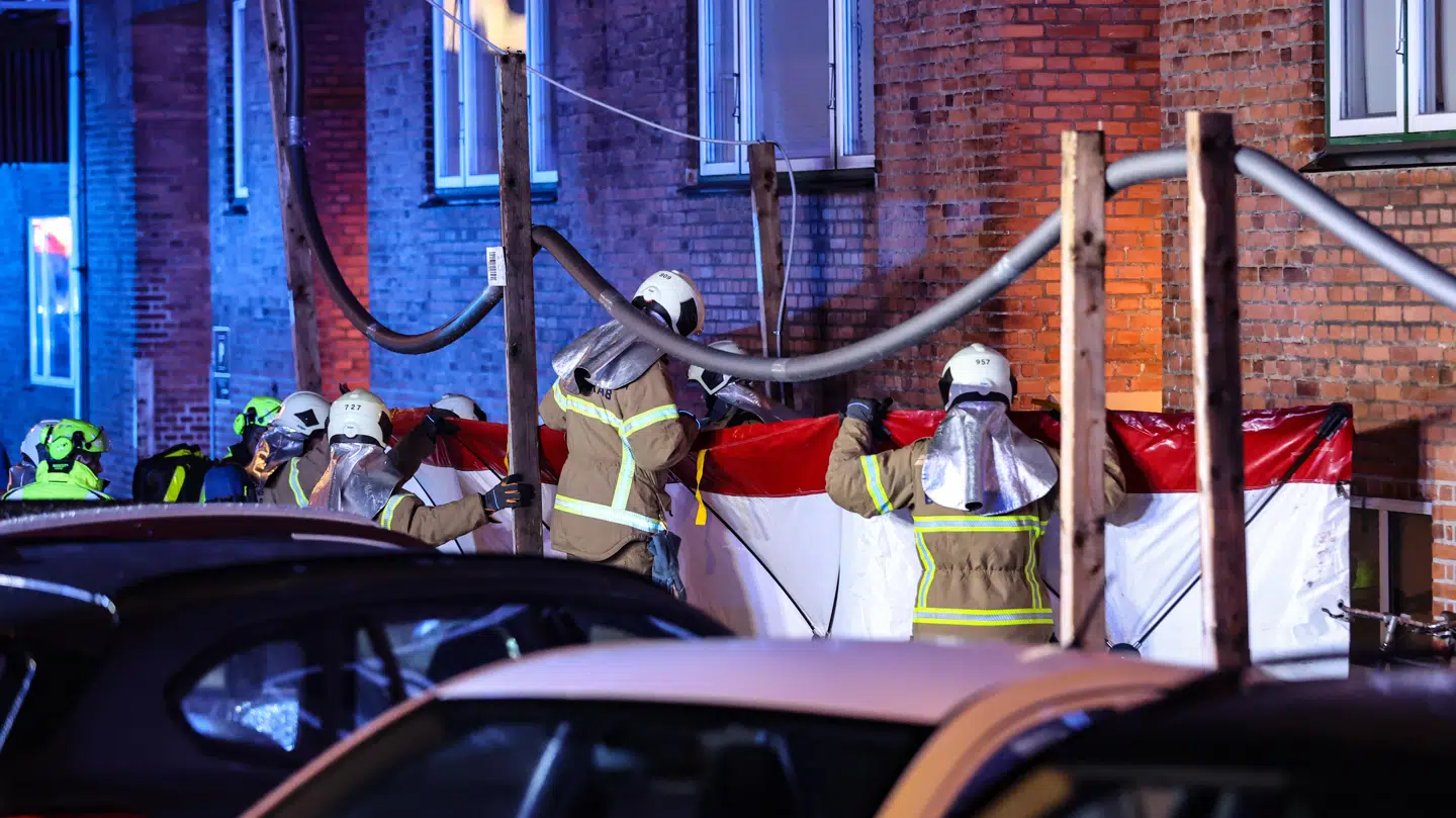 Tirsdag aften opstod brand i en lejlighed i Valby i København.