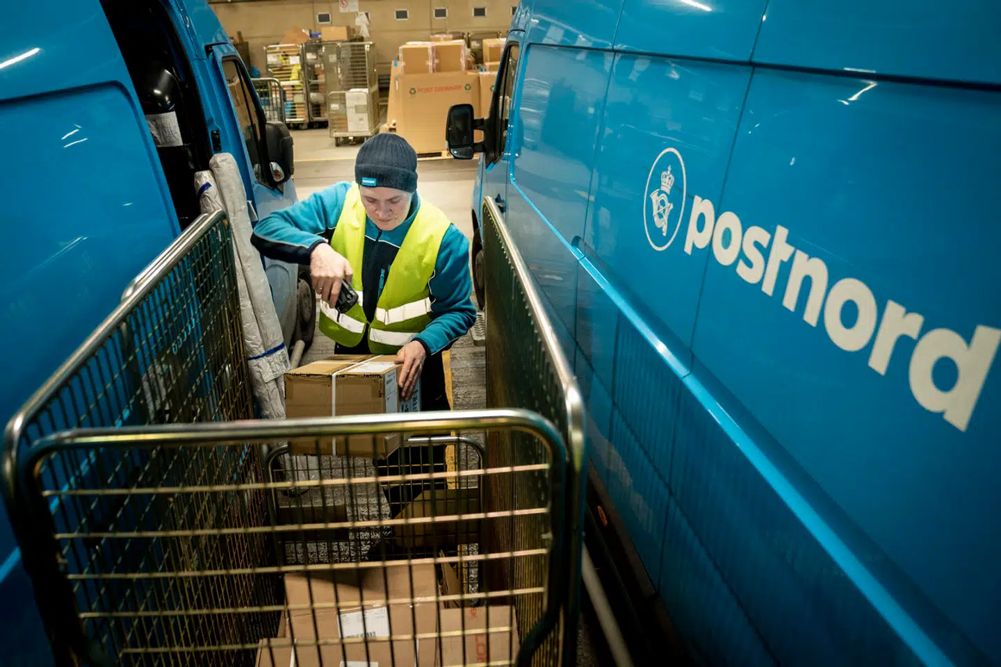 Slut med irriterende lapper i postkassen, når du var hjemme på tidspunktet for levering. PostNord indfører ny metode.