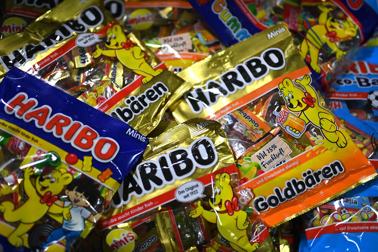 Haribo har fundet små metalpartikler i specifikke partier af produkter, herunder Matador mix.