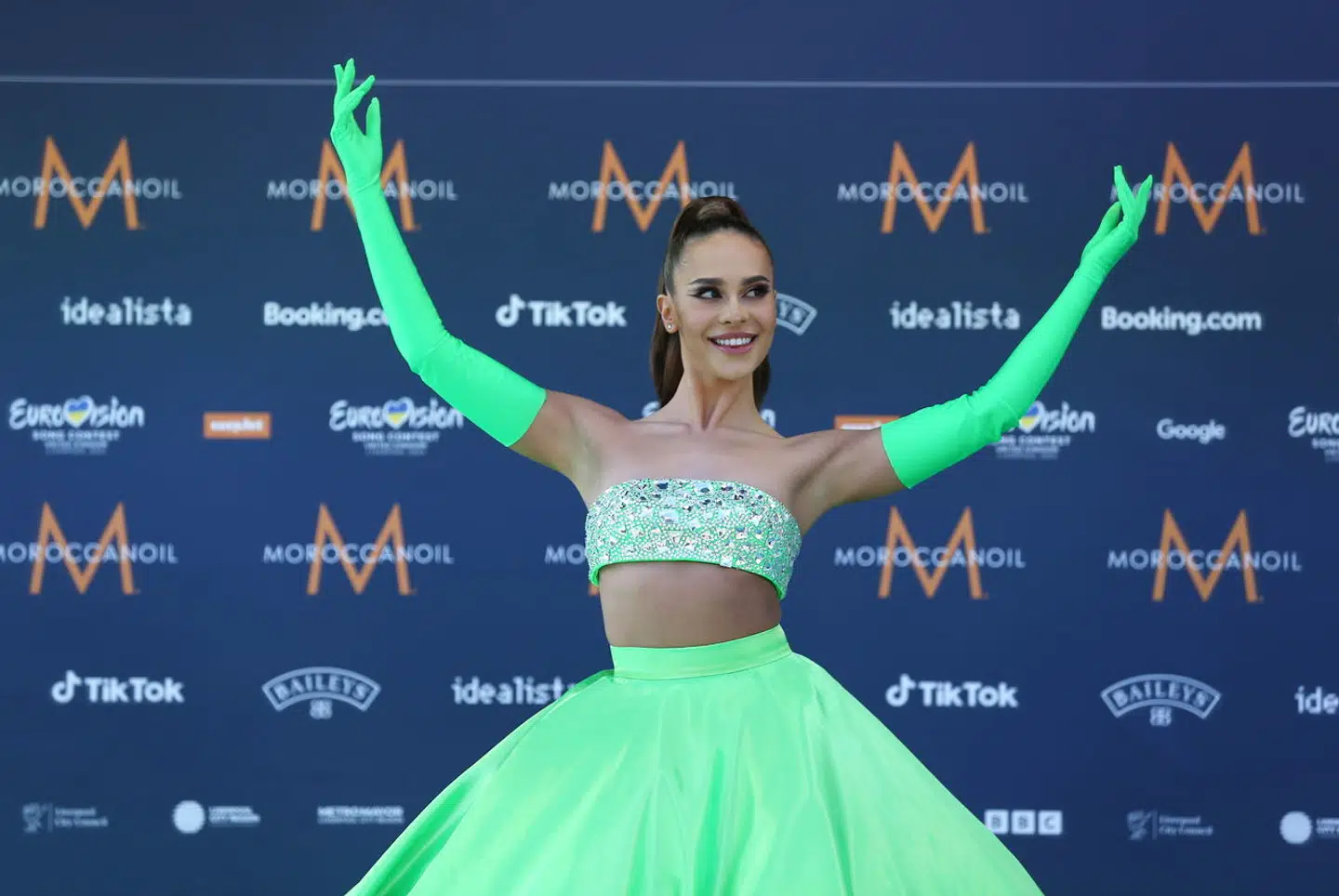 Her ses Blanka under åbningsceremonien til Eurovision søndag.