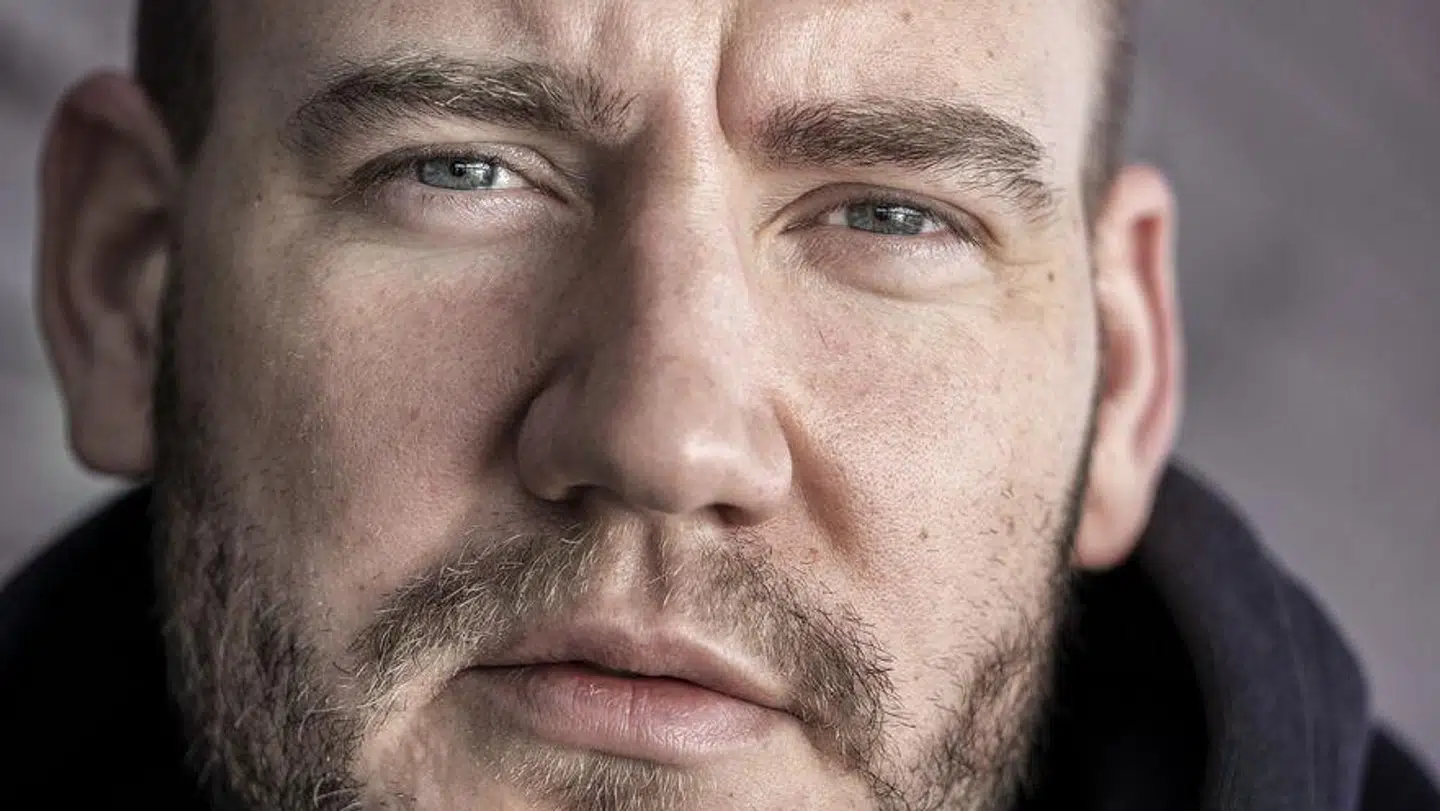 Nicklas Bendtner må vinke farvel til den dyre bil.