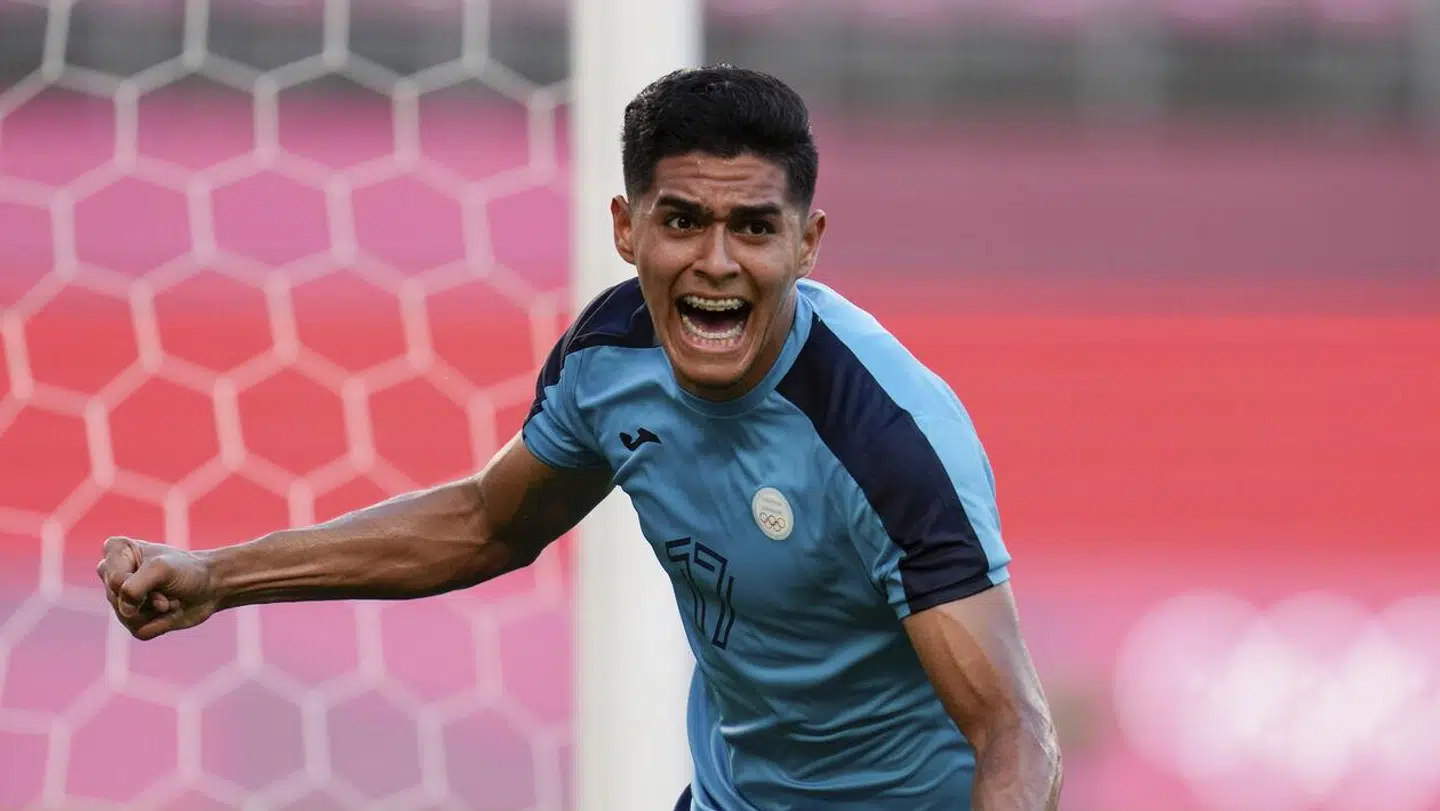 Luis Palma jubler her under OL i Tokyo for Honduras. Måske jubler han snart i en FCK-trøje.