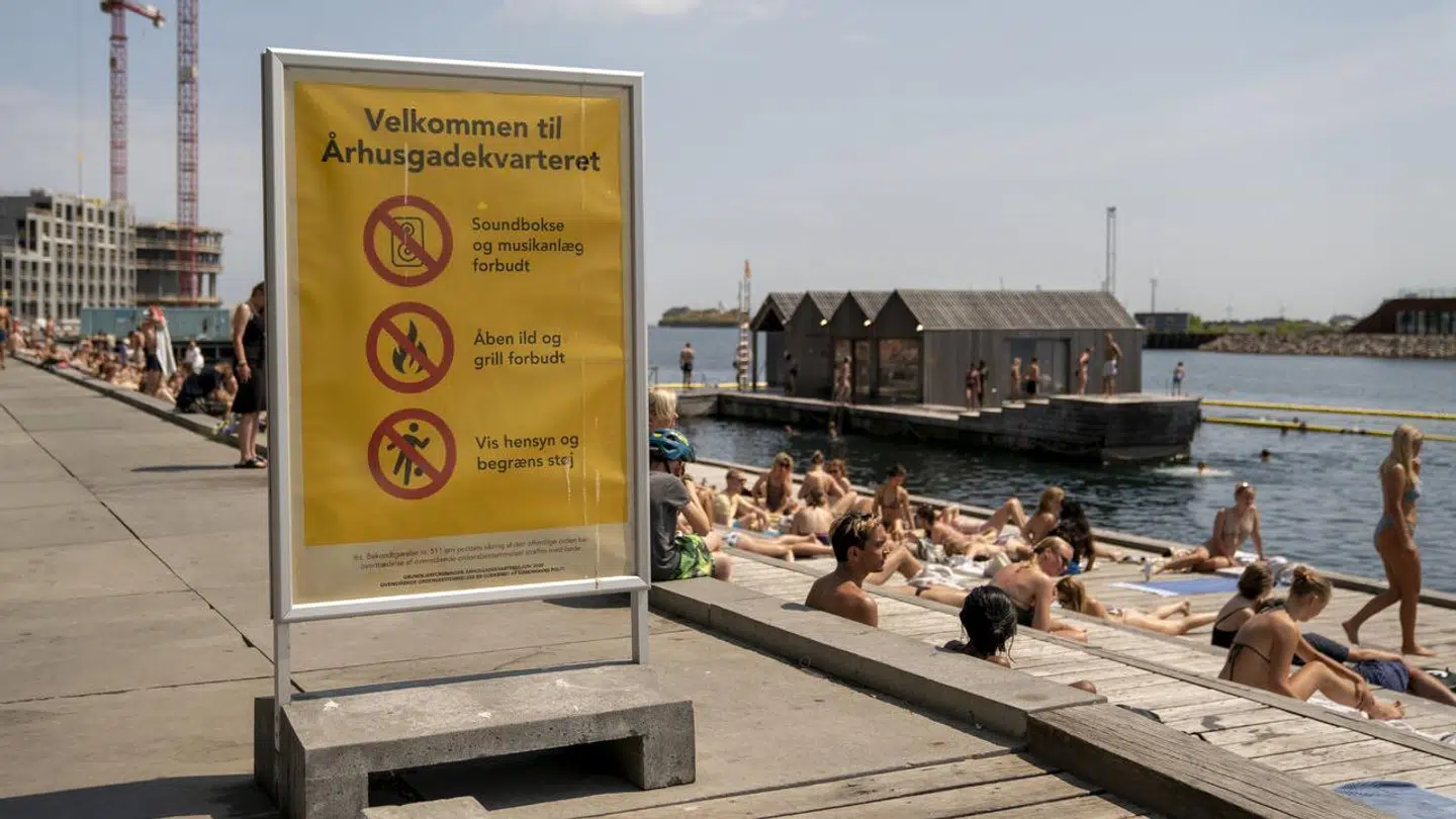 Særligt Nordhavn og Islands Brygge har de seneste somre været steder, hvor unge har mødtes – til stor frustration for naboer, der oplever voldsom larm og støj.