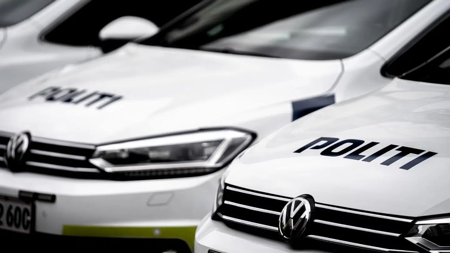 En 31-årig mand er varetægtsfængslet i 27 dage efter at have påkørt en 23-årig cyklist, der blev påført alvorlige skader.