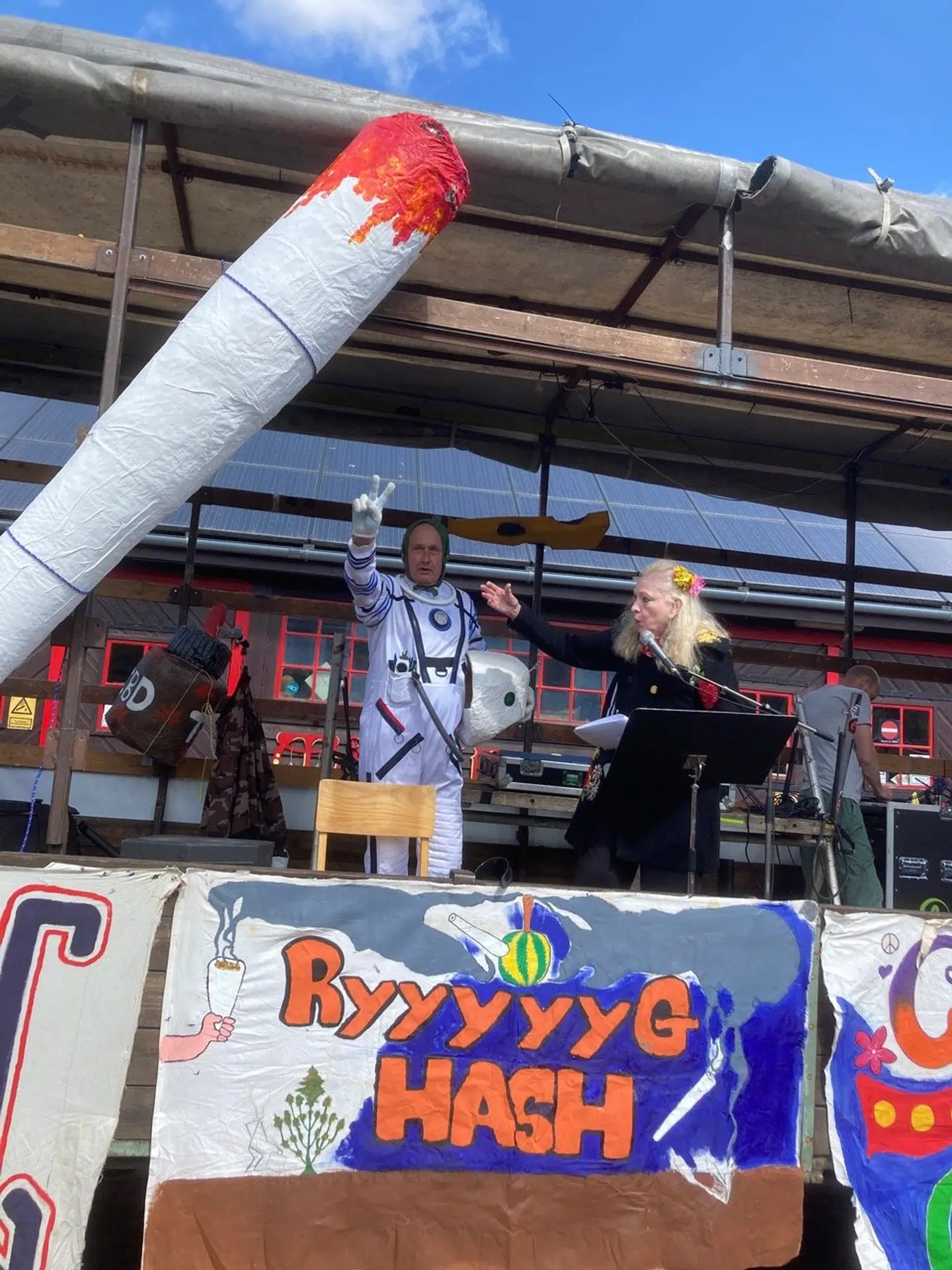 Sidste år var Klaus Tuxen klædt ud som 'Hashtronaut'. Foto: Privatfoto