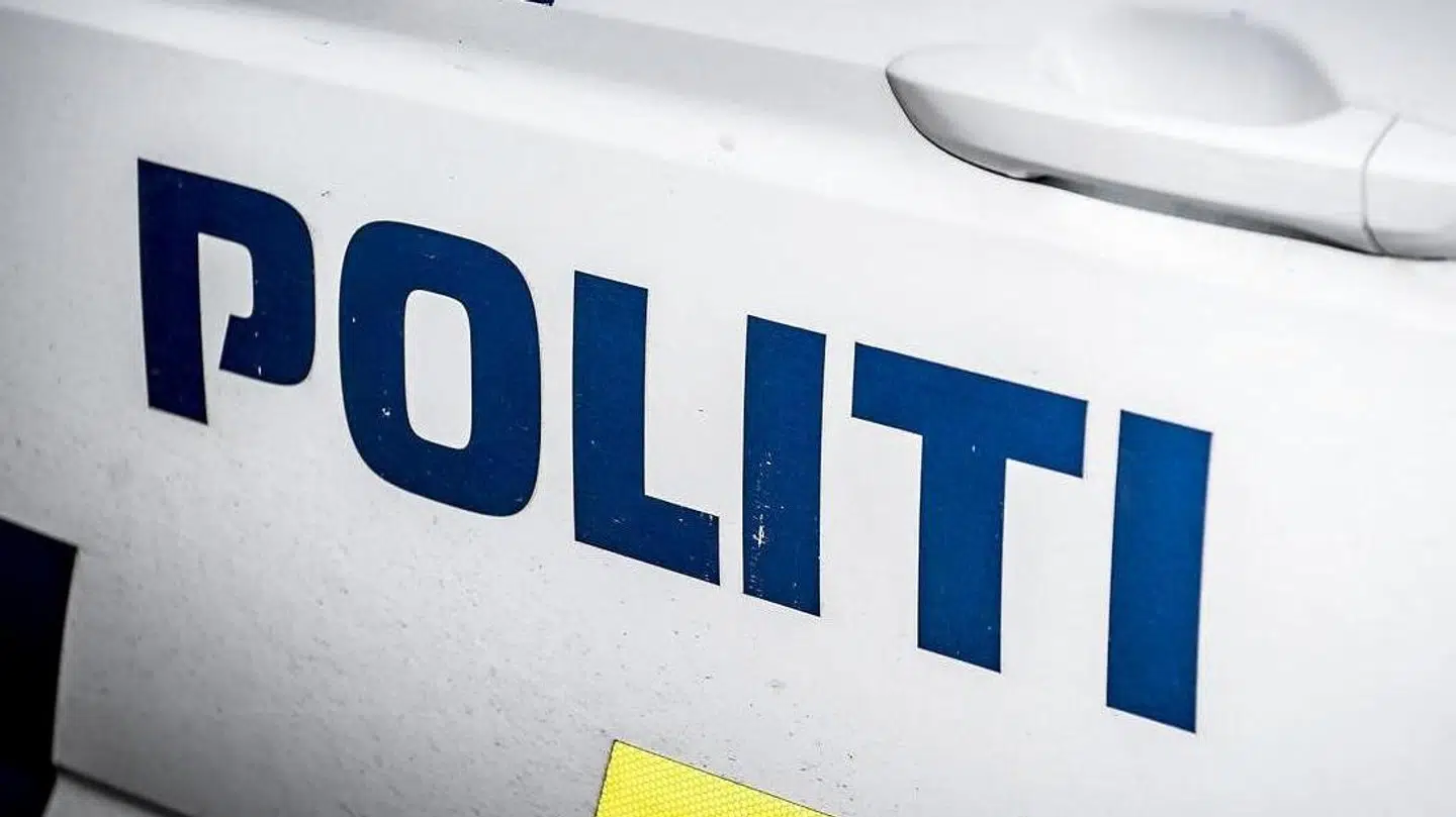 En lastbil har påkørt en betonklods i Roskilde, og det skaber trafikale problemer. ARKIVFOTO