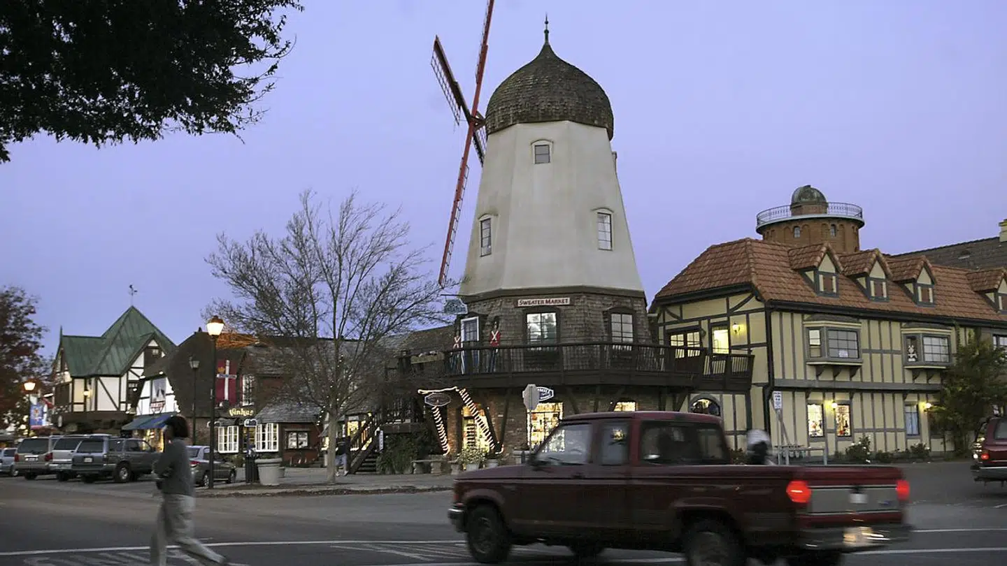 En mølle på Alisal Road i den danske by, Solvang, i Californien.