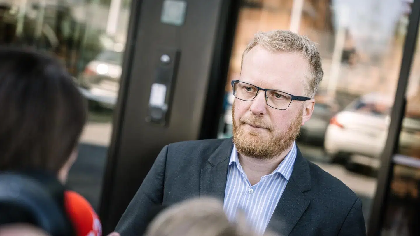 Morten Skov Christiansen er indsat som fungrende formand i Fagbevægelsens Hovedorganisation, indtil der bliver valgt en ny formand på en ekstraordinær kongres.